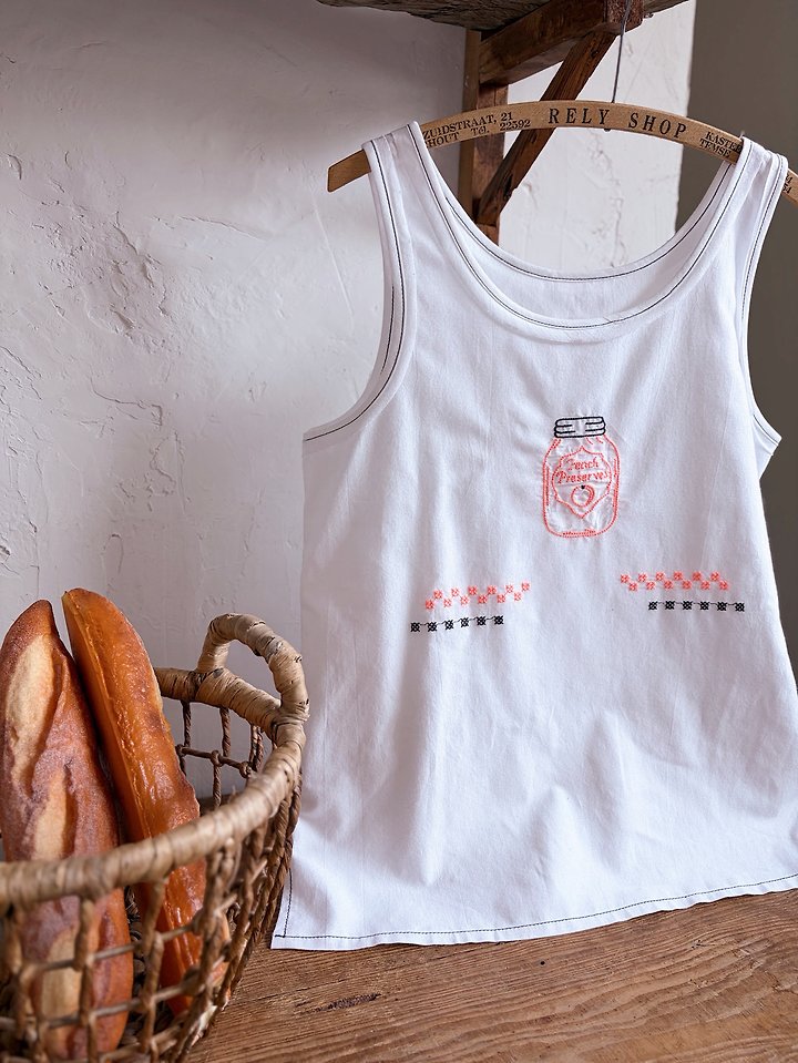 Lagrass - Korean Women Fashion - #momslook - Glass Sleeveless Top - 5