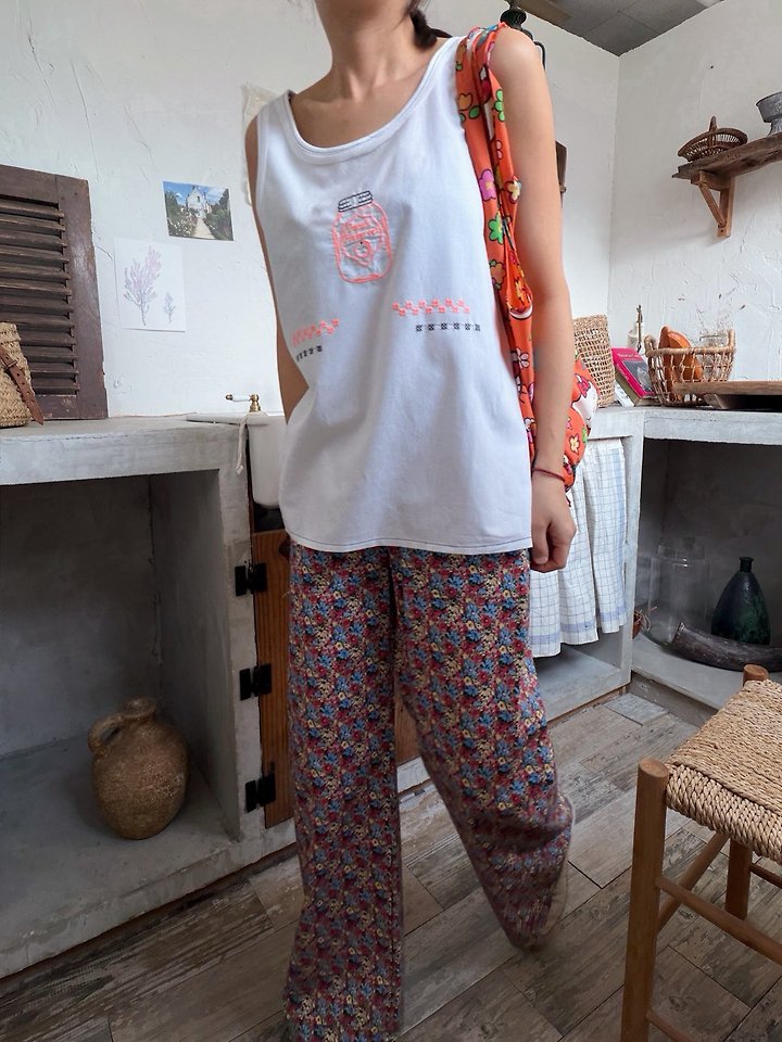 Lagrass - Korean Women Fashion - #momslook - Glass Sleeveless Top - 9
