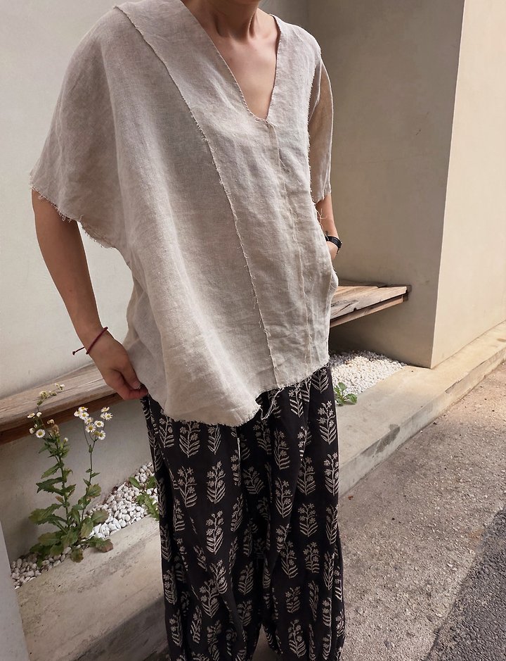 Lagrass - Korean Women Fashion - #romanticstyle - V Blouse - 4