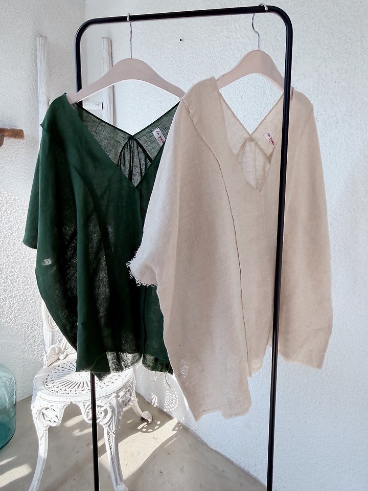 Lagrass - Korean Women Fashion - #womensfashion - V Blouse - 8