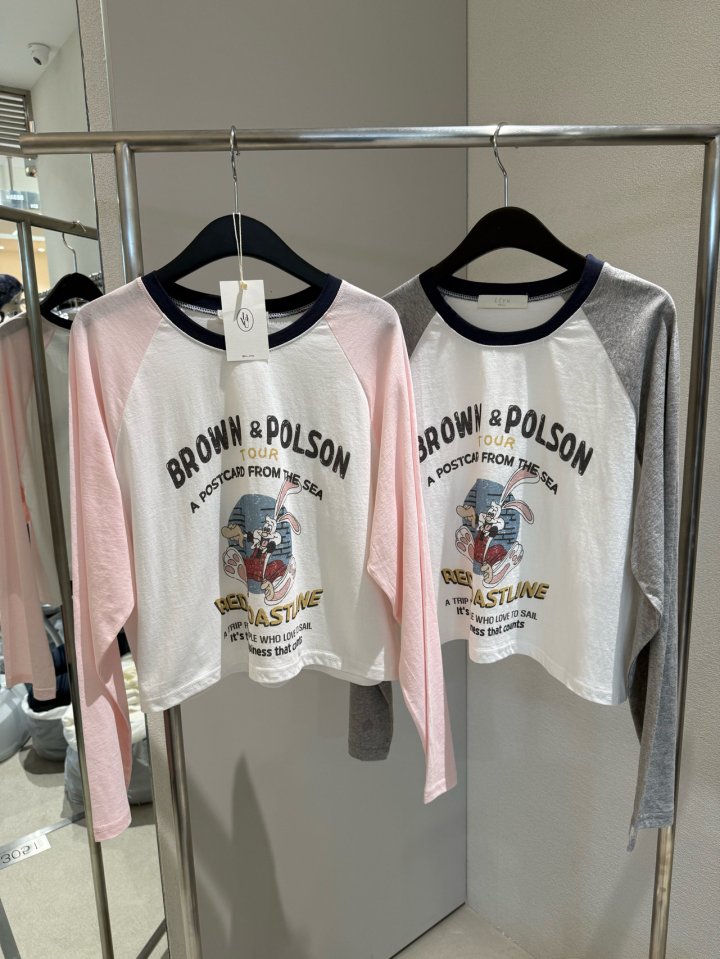 Livu - Korean Women Fashion - #momslook - Raglan Crop Tee - 12