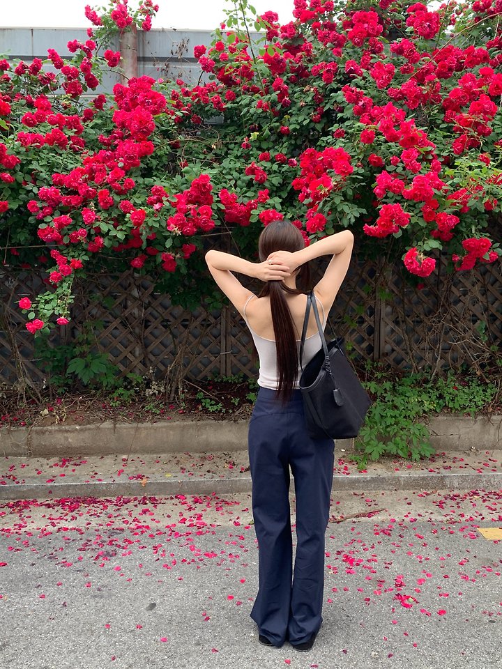 Logarden - Korean Women Fashion - #momslook - Draw Pants - 11