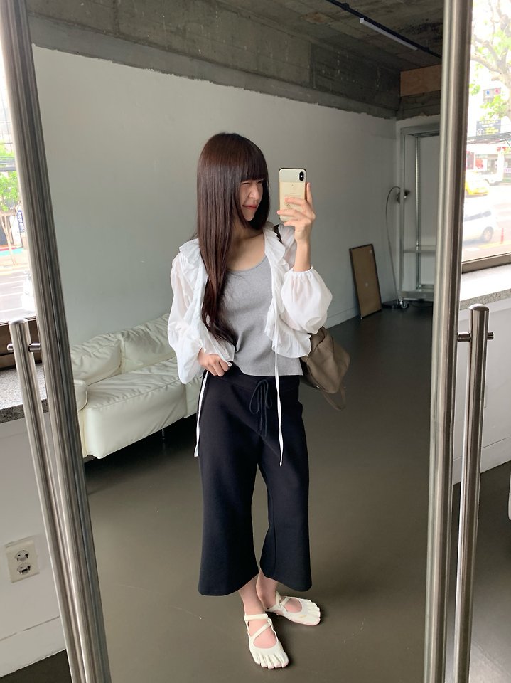 Logarden - Korean Women Fashion - #momslook - Frill Embroidery Blouse - 9