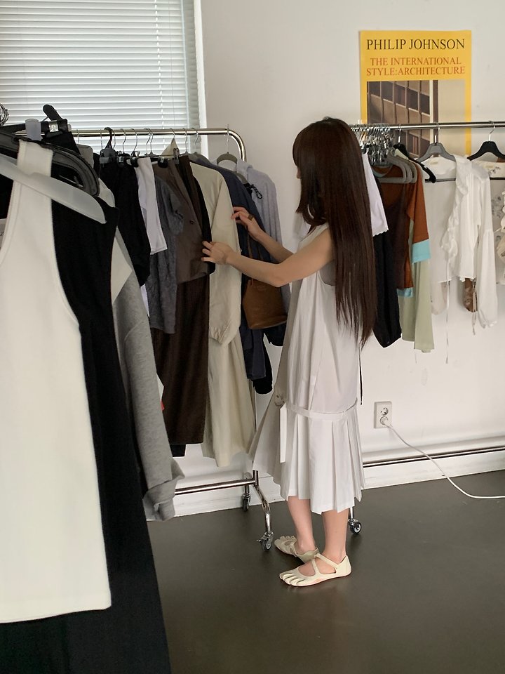 Logarden - Korean Women Fashion - #momslook - Low Belt One-piece - 11