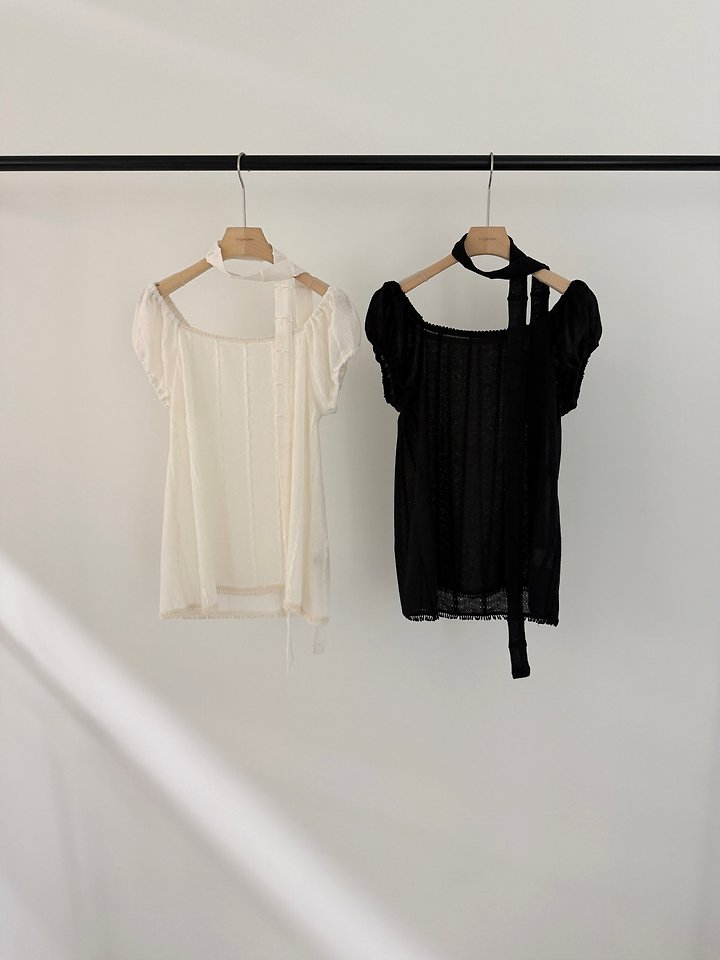 Logarden - Korean Women Fashion - #momslook - Anne Muffler Top