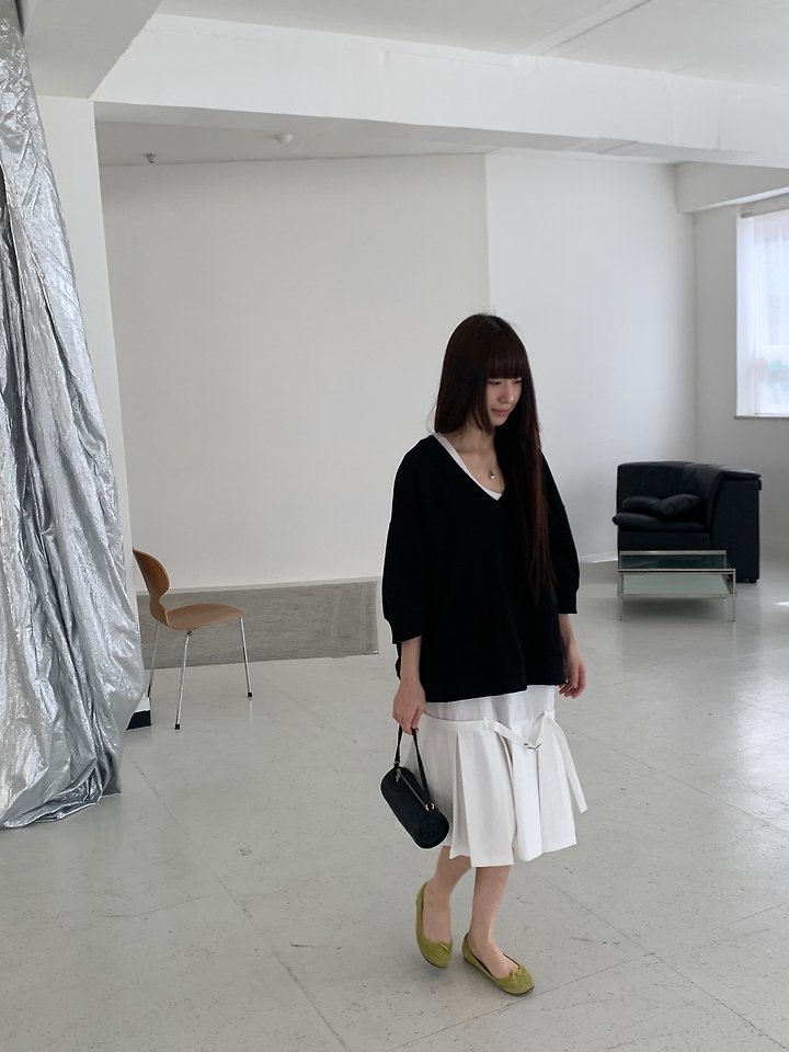 Logarden - Korean Women Fashion - #momslook - V Half Sweatshirt - 7