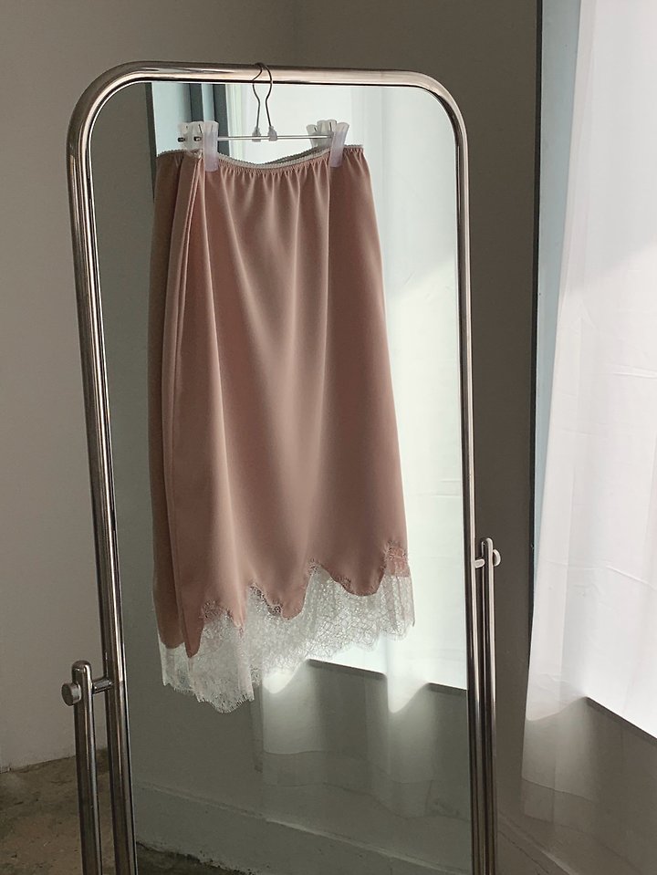 Logarden - Korean Women Fashion - #momslook - Rita Satin Skirt - 2