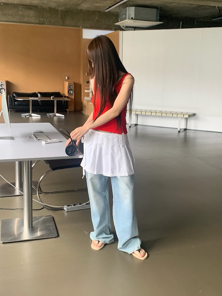 Logarden - Korean Women Fashion - #vintagekidsstyle - Button Sleeveless Top - 4