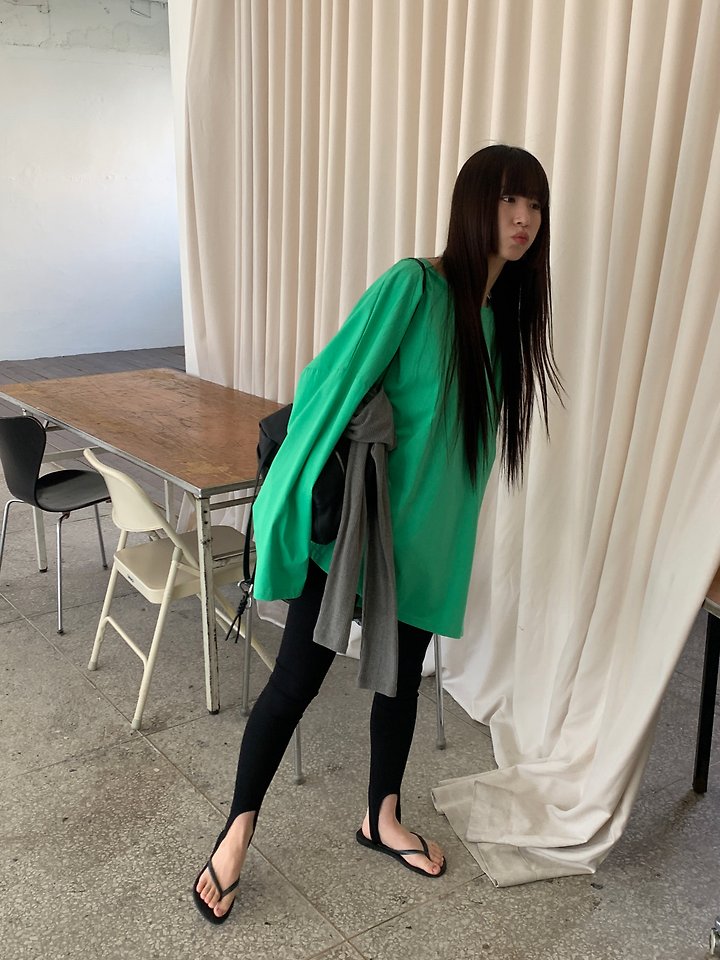 Logarden - Korean Women Fashion - #vintagekidsstyle - Silket Boxy Tee - 5