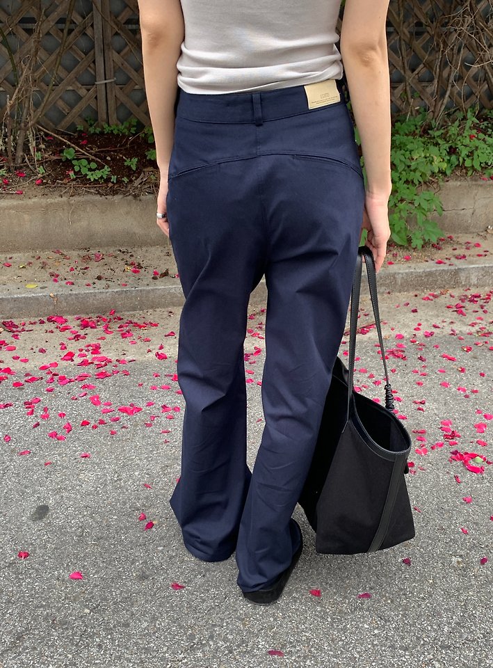 Logarden - Korean Women Fashion - #momslook - Draw Pants - 4