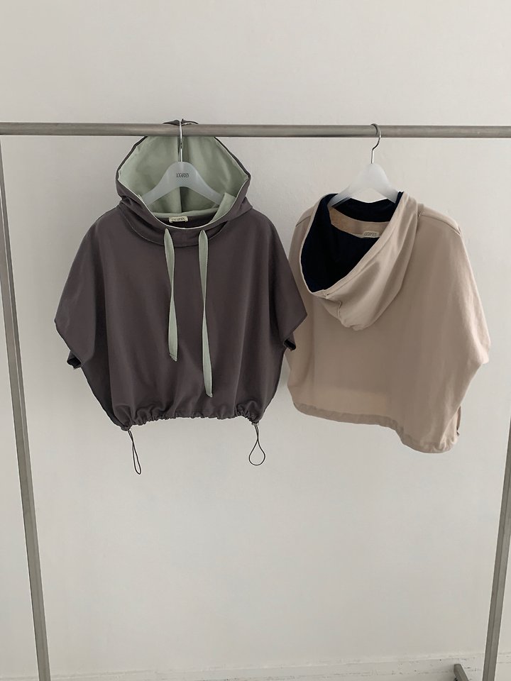 Logarden - Korean Women Fashion - #womensfashion - Contrast Short Sleeve Hoodie - 12