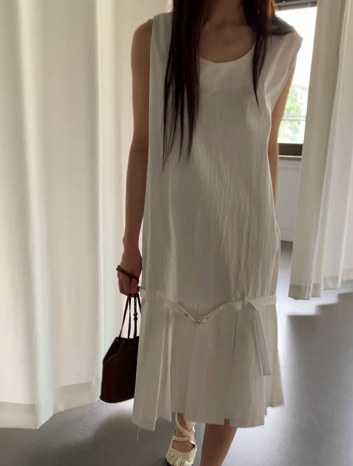 Logarden - Korean Women Fashion - #womensfashion - Low Belt One-piece - 12