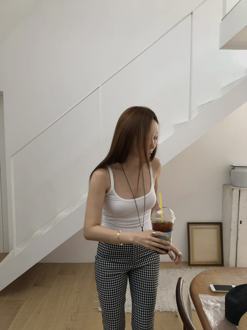 Made - Korean Women Fashion - #momslook - Line Sleeveless Top - 9