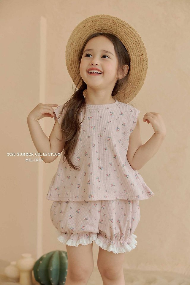 Melikey - Korean Children Fashion - #prettylittlegirls - Dindin Frill Sleeveless Tee - 9