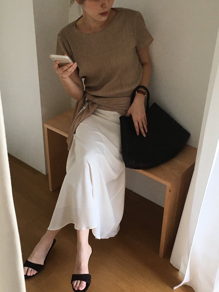 Moani - Korean Women Fashion - #momslook - Pleats O Neck Top - 7