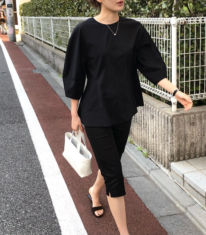 Moani - Korean Women Fashion - #momslook - Volume Flared Blouse - 2