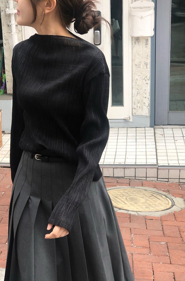 Moani - Korean Women Fashion - #momslook - Pleats Mock Neck Blouse - 3