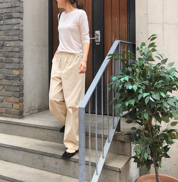 Moani - Korean Women Fashion - #momslook - Summer Cotton Curved Pants - 2