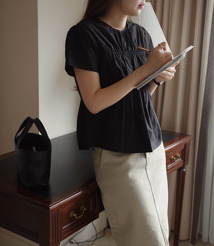 Moani - Korean Women Fashion - #womensfashion - Plain Shirring Blouse