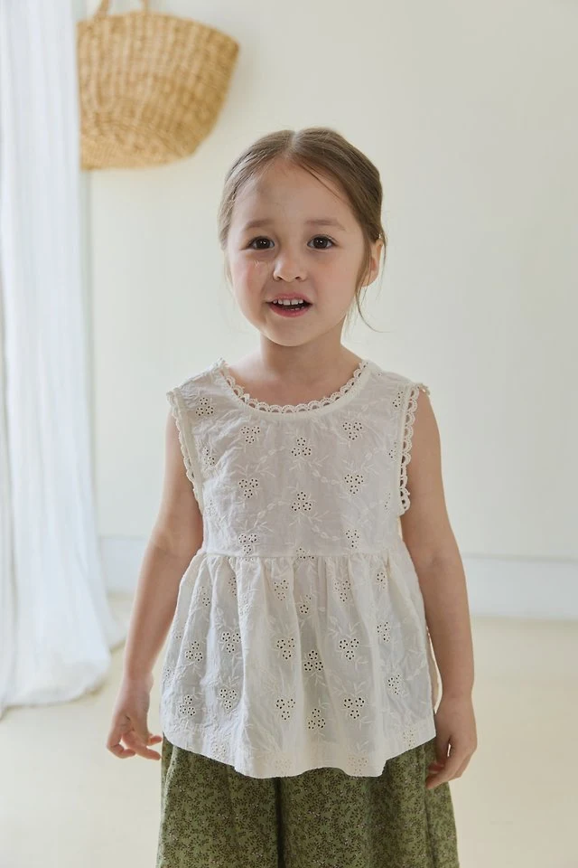 Mon Atelier - Korean Children Fashion - #childrensboutique - Cross Sleeveless Blouse - 9