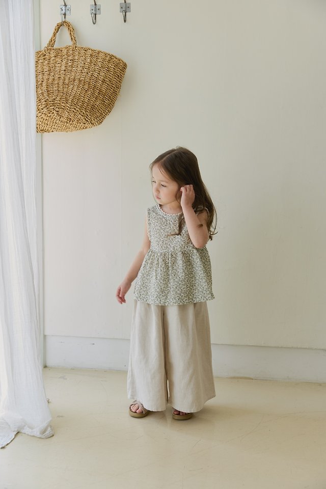 Mon Atelier - Korean Children Fashion - #discoveringself - Cross Sleeveless Blouse - 11