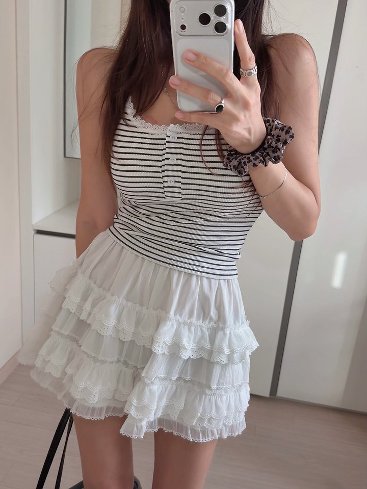 Moran Women - Korean Women Fashion - #momslook - Mono Stripe Lace Sleeveless Top - 10