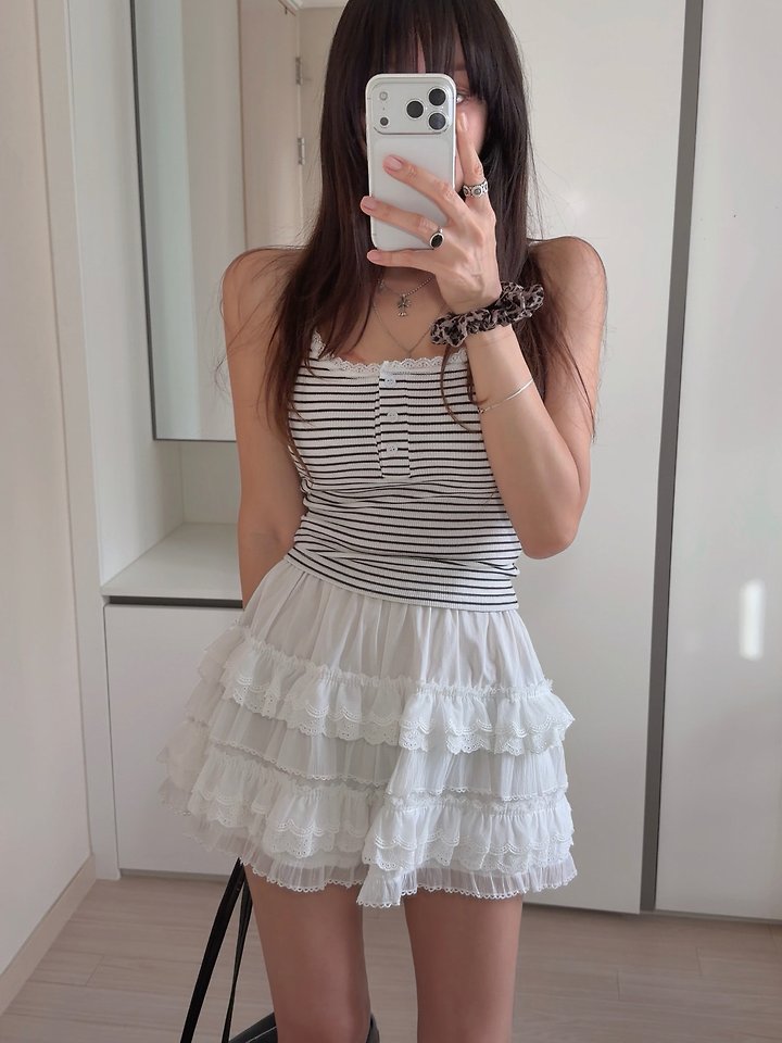 Moran Women - Korean Women Fashion - #womensfashion - Mono Stripe Lace Sleeveless Top - 9