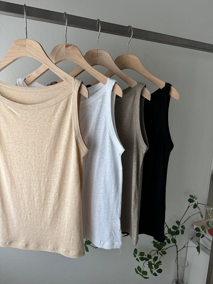 Most - Korean Women Fashion - #momslook - Lip Linen Sleeveless Top - 3