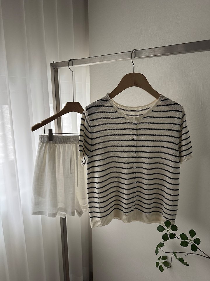 Most - Korean Women Fashion - #momslook - Capri Knit Top - 9