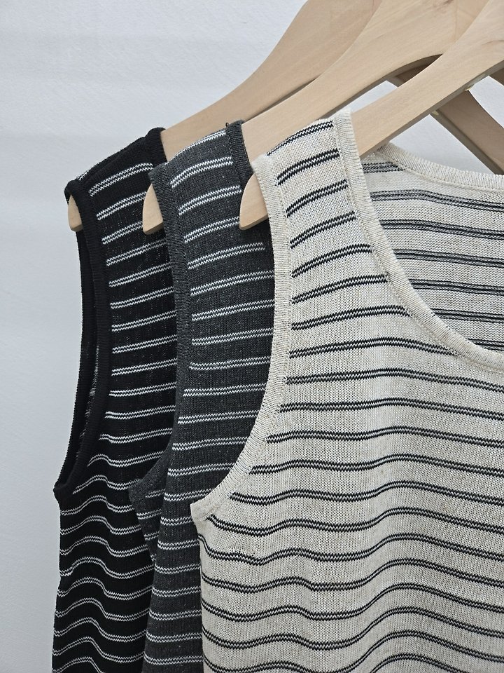 Most - Korean Women Fashion - #momslook - Under Sleeveless Top - 12
