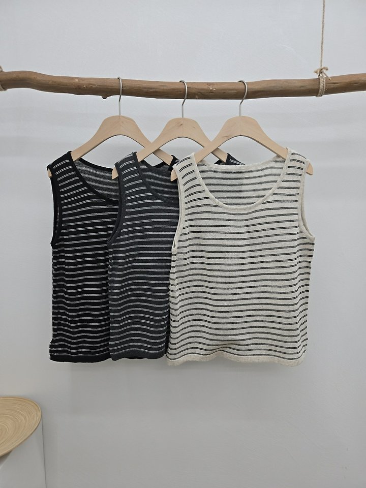 Most - Korean Women Fashion - #momslook - Under Sleeveless Top - 8