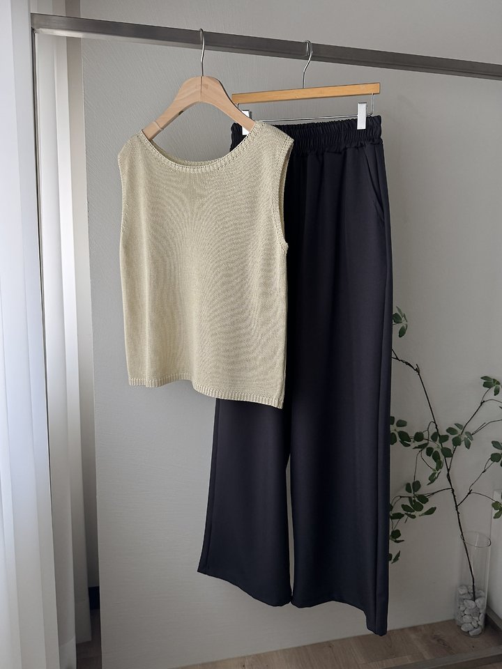 Most - Korean Women Fashion - #thatsdarling - Aqua Sleeveless Top - 10