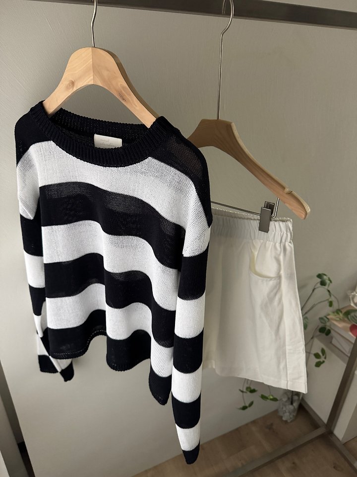 Most - Korean Women Fashion - #thelittlethings - Cooling Round Neck Tee - 2