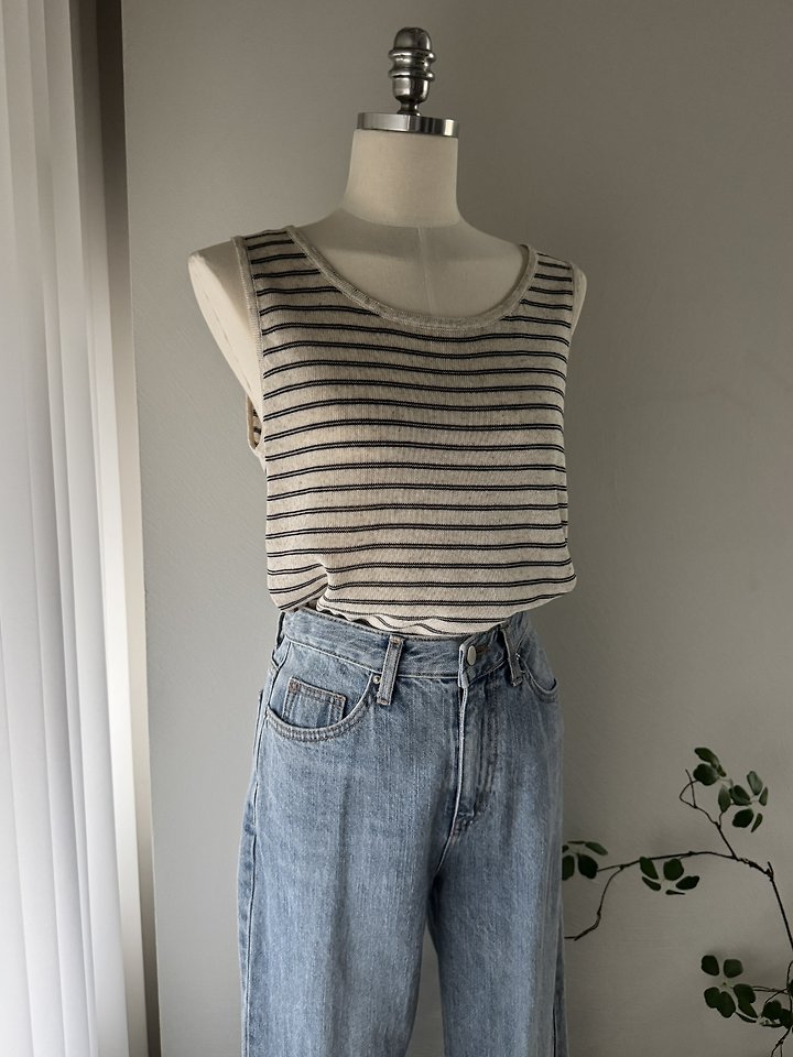 Most - Korean Women Fashion - #womensfashion - Under Sleeveless Top - 3