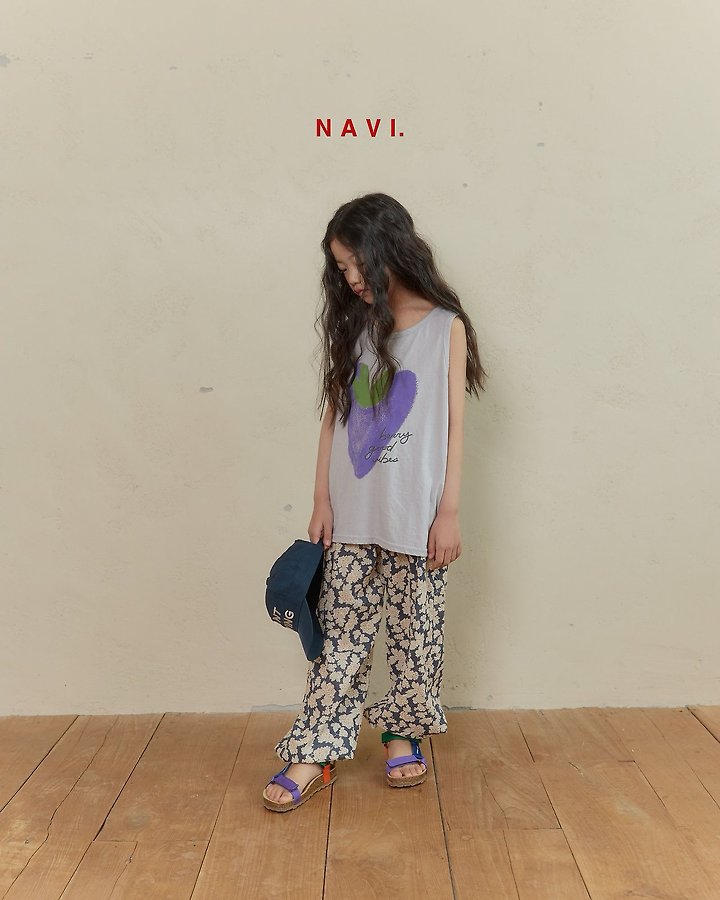 Navi - Korean Children Fashion - #fashionkids - Heart Sleeveless - 10