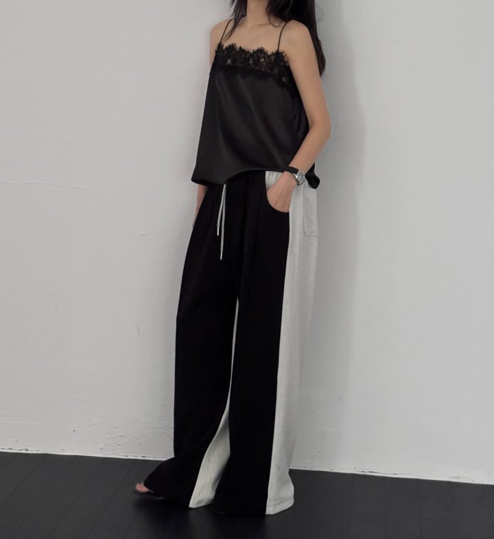 Neroli36 - Korean Women Fashion - #momslook - M Contrast Sweat Pants - 5