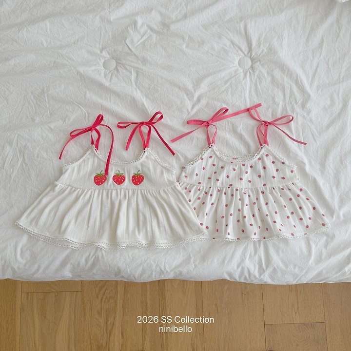 Ninibello - Korean Children Fashion - #kidsstore - Berry Eyelet Blouse Top