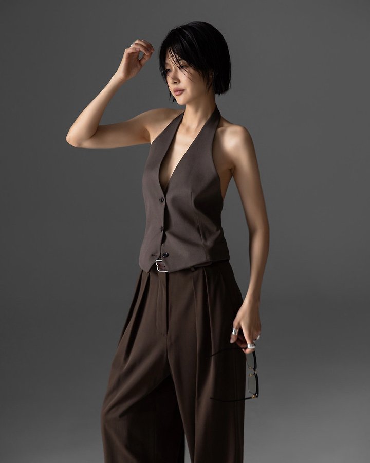 Paper Moon - Korean Women Fashion - #momslook - Back Open Tailored Halter Neck Vest - 11