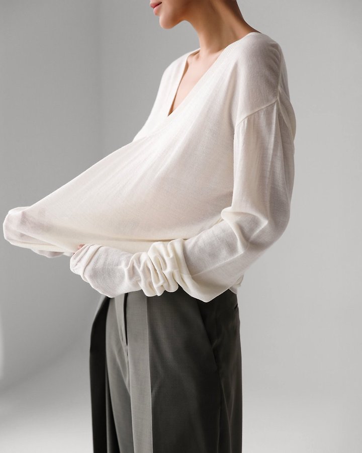 Paper Moon - Korean Women Fashion - #momslook - Wool Silk Deep V-Neck Long Sleeve Knit - 5