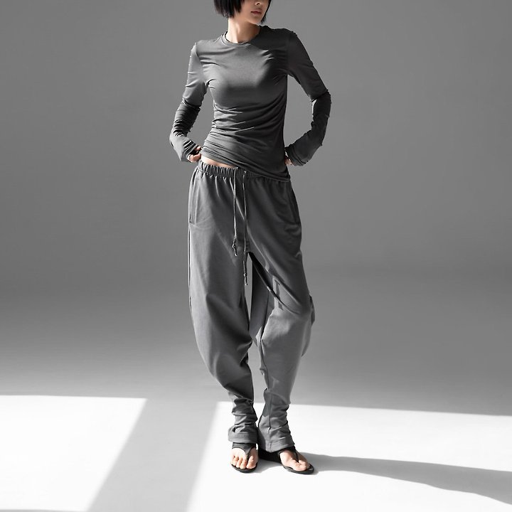 Paper Moon - Korean Women Fashion - #momslook - Curved Balloon Leg Jersey Pants