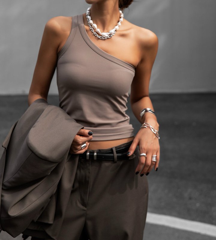 Paper Moon - Korean Women Fashion - #momslook - Diagonal One-Shoulder Tank Top - 4