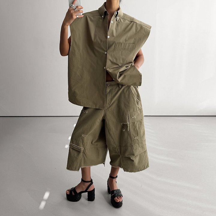 Paper Moon - Korean Women Fashion - #momslook - Oversized Square Sleeveless Shirt - 2