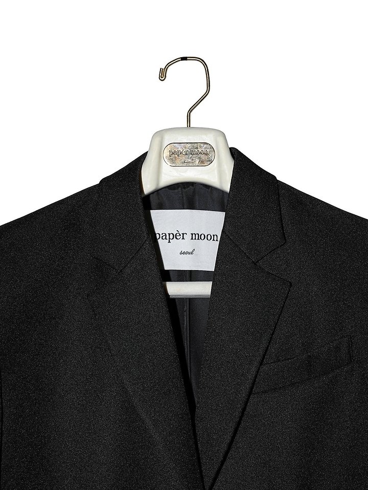 Paper Moon - Korean Women Fashion - #momslook - Square Shoulder Cut-Out Waist Detail Minimal Blazer - 10