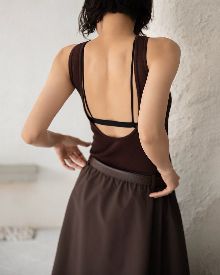 Paper Moon - Korean Women Fashion - #momslook - Classic Backless Detail Sleeveless Knit Top - 5
