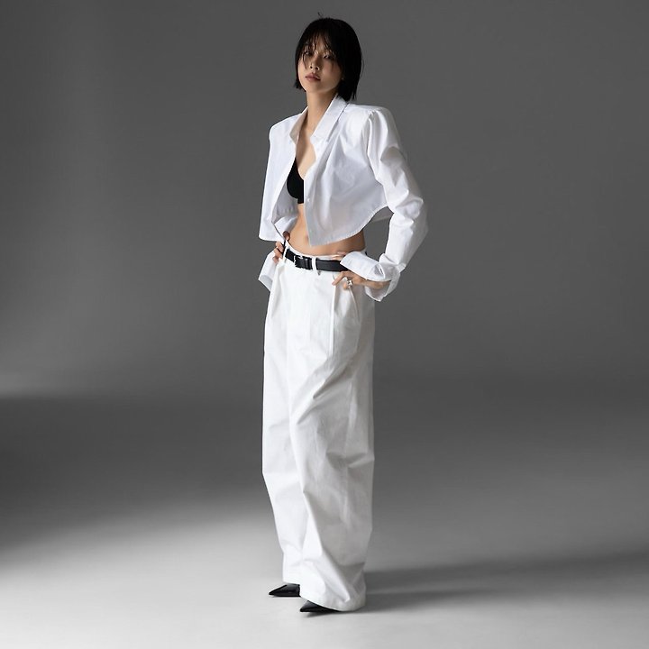 Paper Moon - Korean Women Fashion - #momslook - Curve Volume Wide Chino Pants - 2