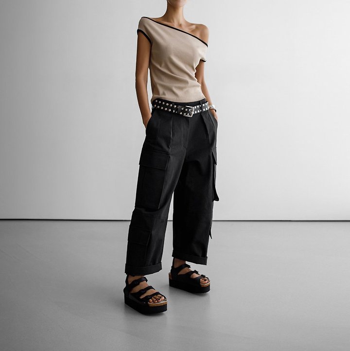 Paper Moon - Korean Women Fashion - #momslook - Contrast Off Shoulder Tee - 3