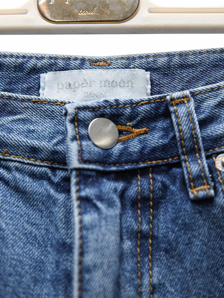 Paper Moon - Korean Women Fashion - #momslook - Classic Raw-Cut Wide Fit Mid Blue Jeans - 10
