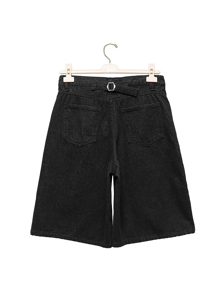 Paper Moon - Korean Women Fashion - #pursuepretty - Classic Wide Bermuda Washed Black Denim Trousers - 7