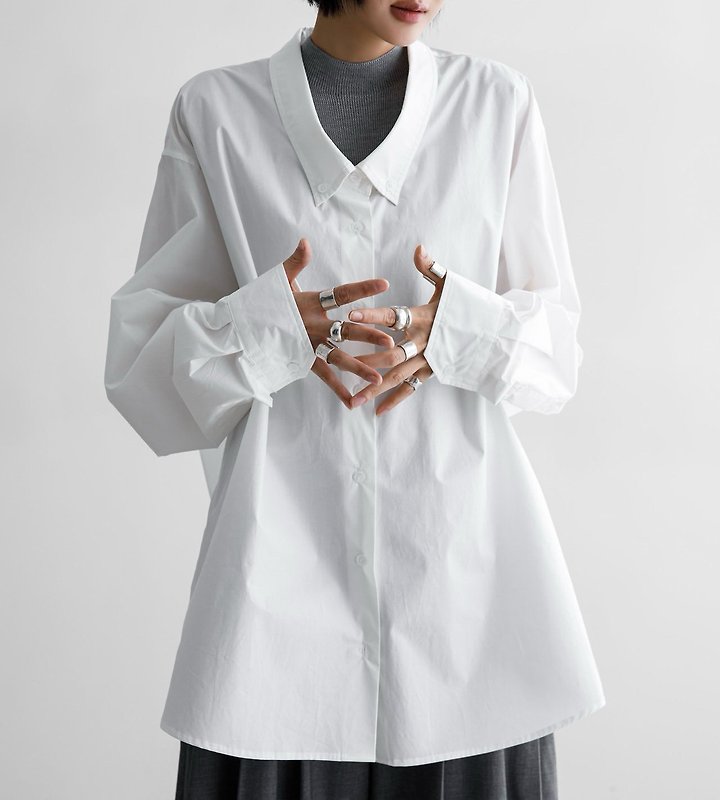 Paper Moon - Korean Women Fashion - #restrostyle - Low Collar Point Paper Button-Down Shirt