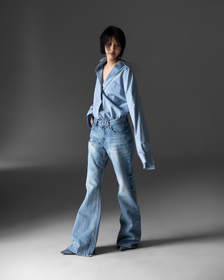 Paper Moon - Korean Women Fashion - #restrostyle - Classic Flared Denim Blue Jeans - 8